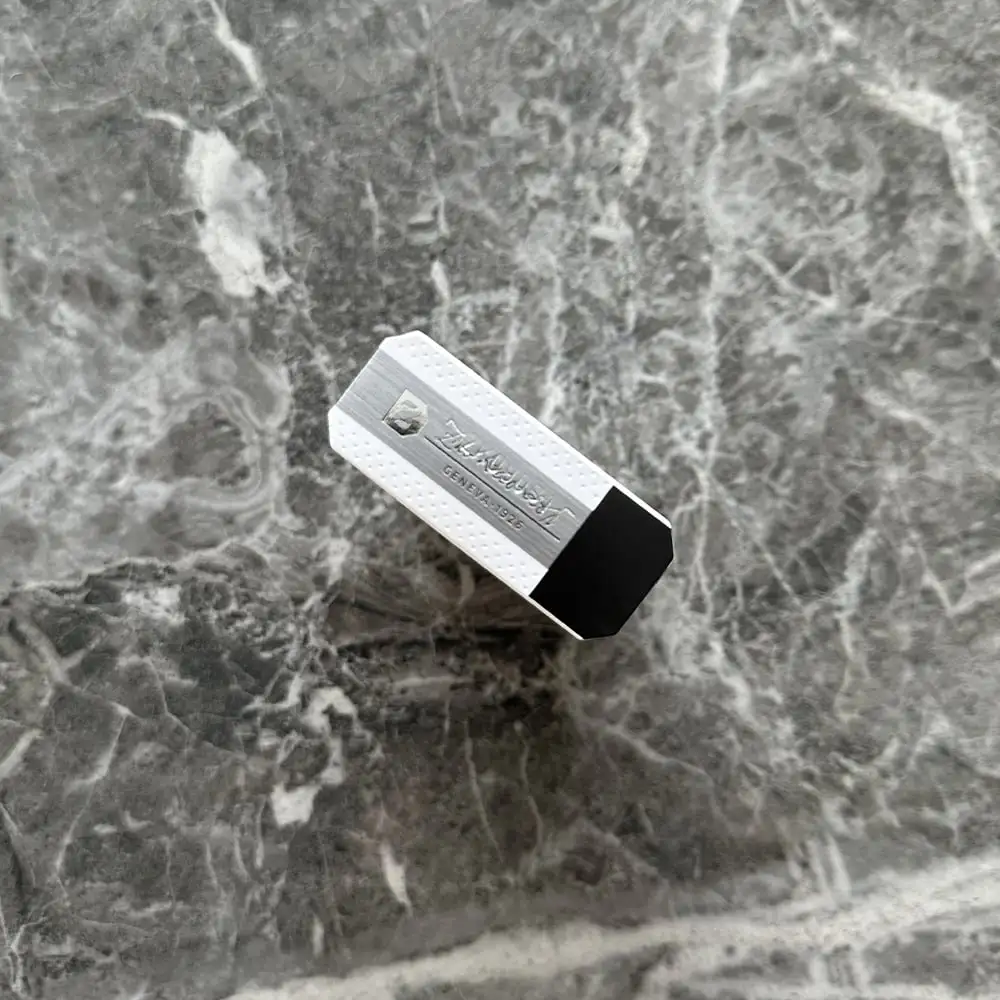 Davidoff White